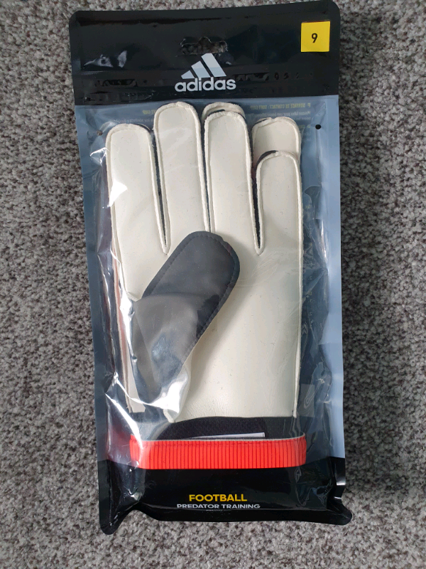 adidas goalkeeper gloves size 9